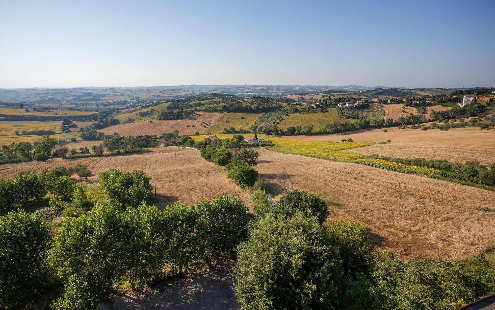 La Cantinella Ostra Bagian luar foto